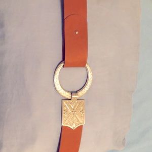 Chico’s tan belt w/silver buckle.